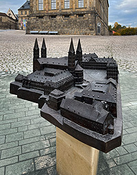 Picture: Tactile model showing the buildings on the Domberg